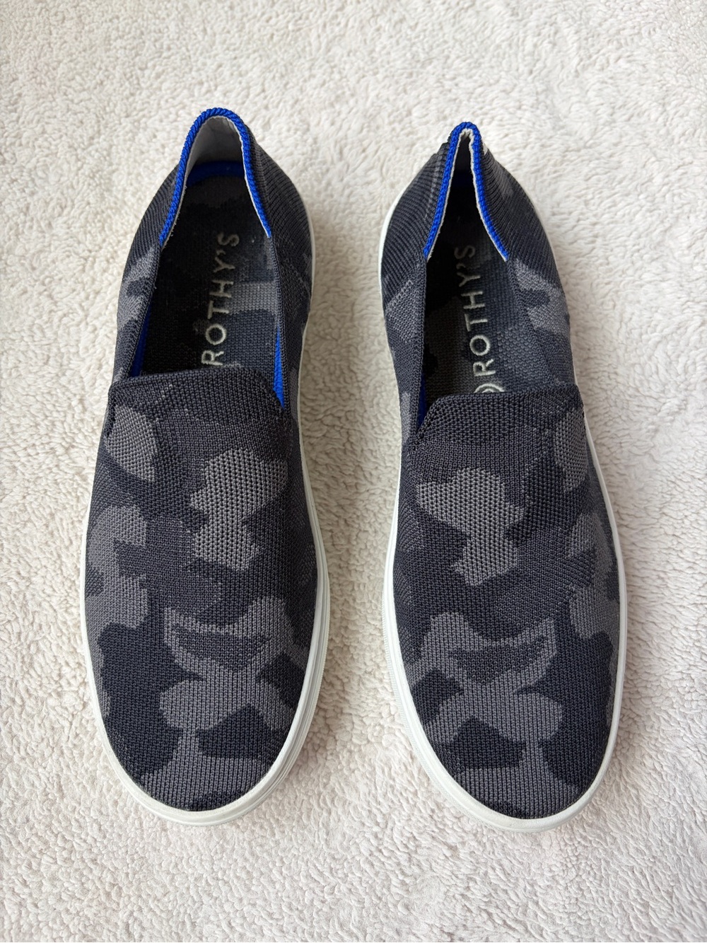 Rothy's Women’s Black & Gray Camo Slip-On Loafers Size 8.5
